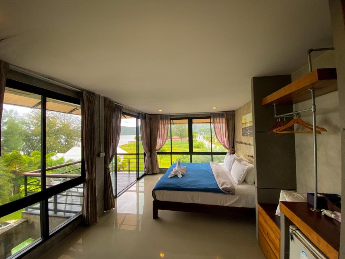 Windy Seaview Resort Chao Lao Beach Extérieur photo