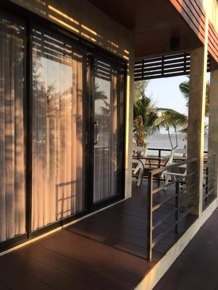 Windy Seaview Resort Chao Lao Beach Extérieur photo