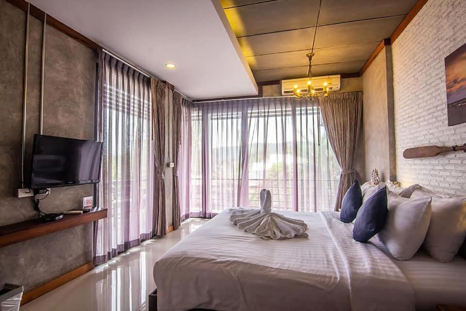 Windy Seaview Resort Chao Lao Beach Extérieur photo